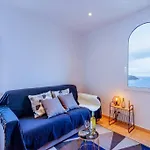 Apartman Brand New Studio, Sea View, Aircon, Wifi *