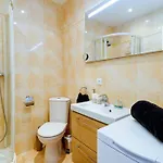 Brand New Studio, Sea View, Aircon, Wifi Apartman
